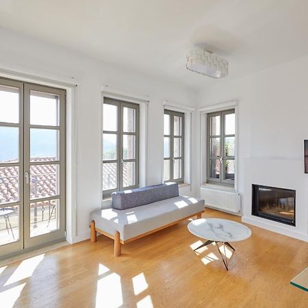 Clock Tower Arachova Suites Екстер'єр фото